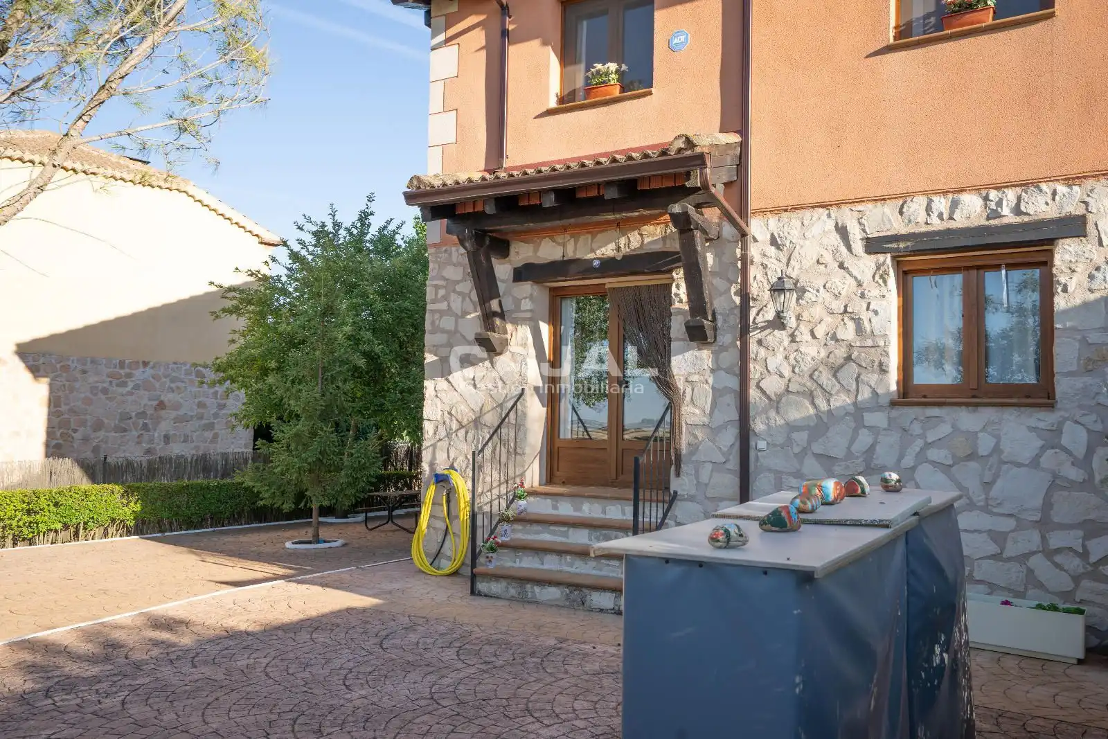 Exterior view of Detached homes for sale in Grajera  with Heating and Private garden