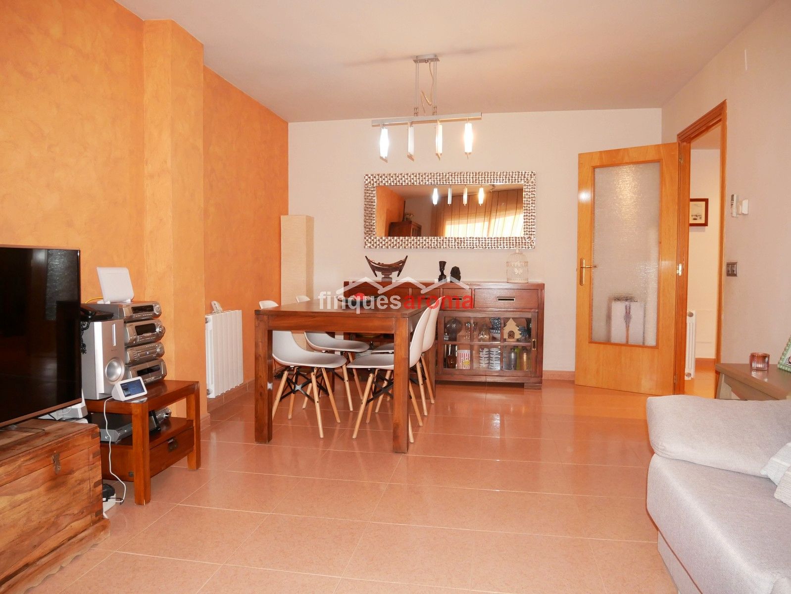 Dining room of Flat for sale in Valls  with Air Conditioner, Heating and Terrace