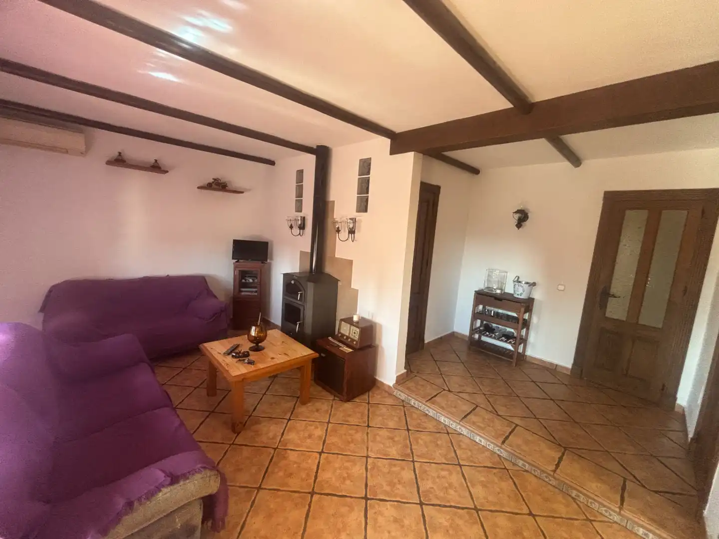 Sala de estar de Casa adosada en venta en Marbella con Aire acondicionado, Terraza y Amueblado