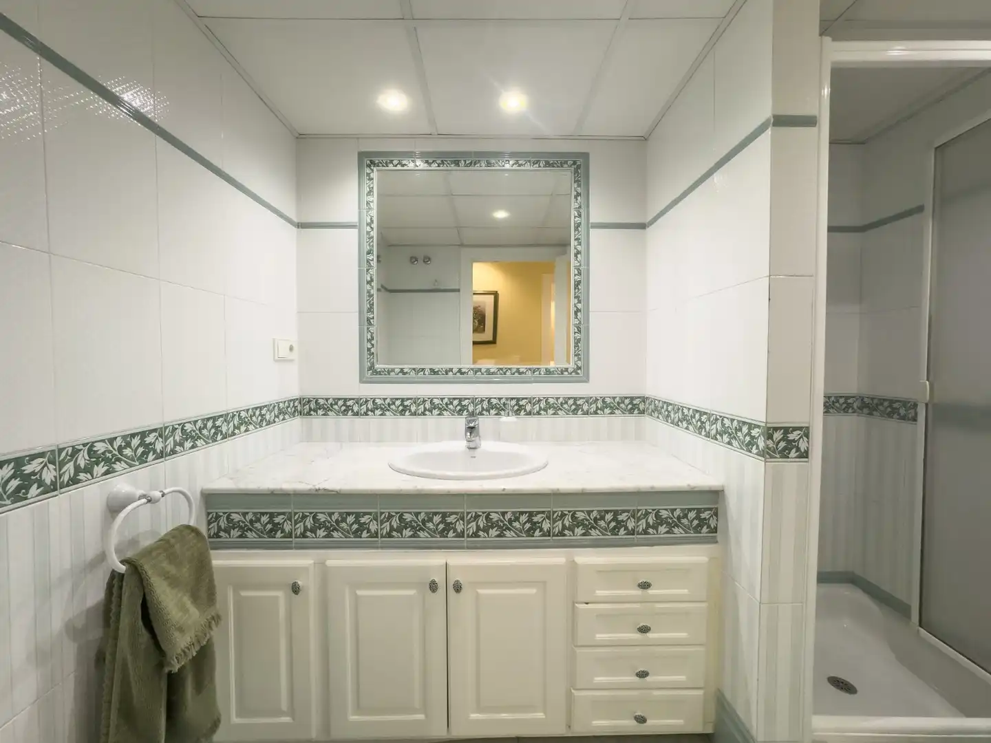 Bany de Apartament de lloguer en Santa Pola amb Terrassa, Moblat i Forn