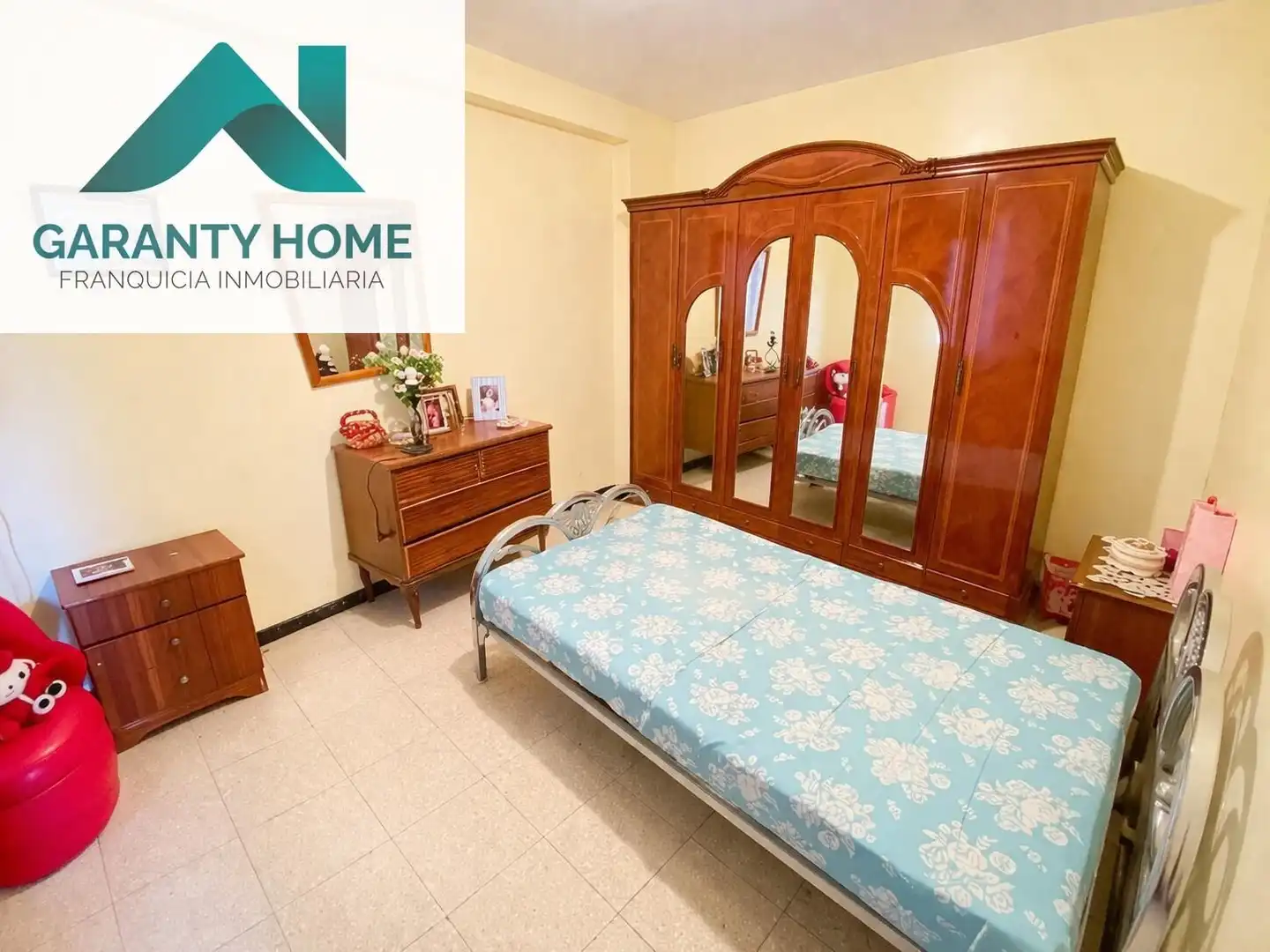 Dormitori de Casa o xalet en venda en Torredonjimeno amb Aire condicionat, Terrassa i Traster