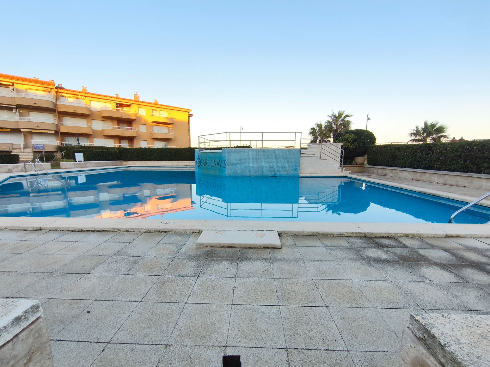 Piscina de Apartament en venda en L'Estartit amb Terrassa i Piscina comunitària