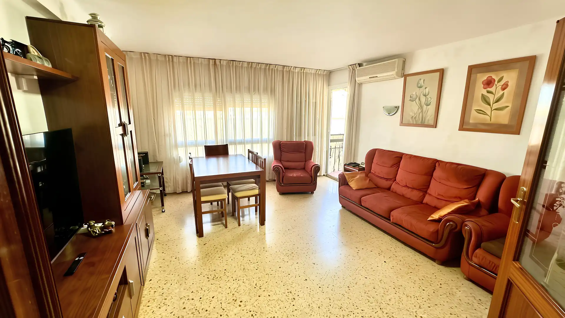 Sala de estar de Piso en venta en Valencia con Aire acondicionado y Amueblado