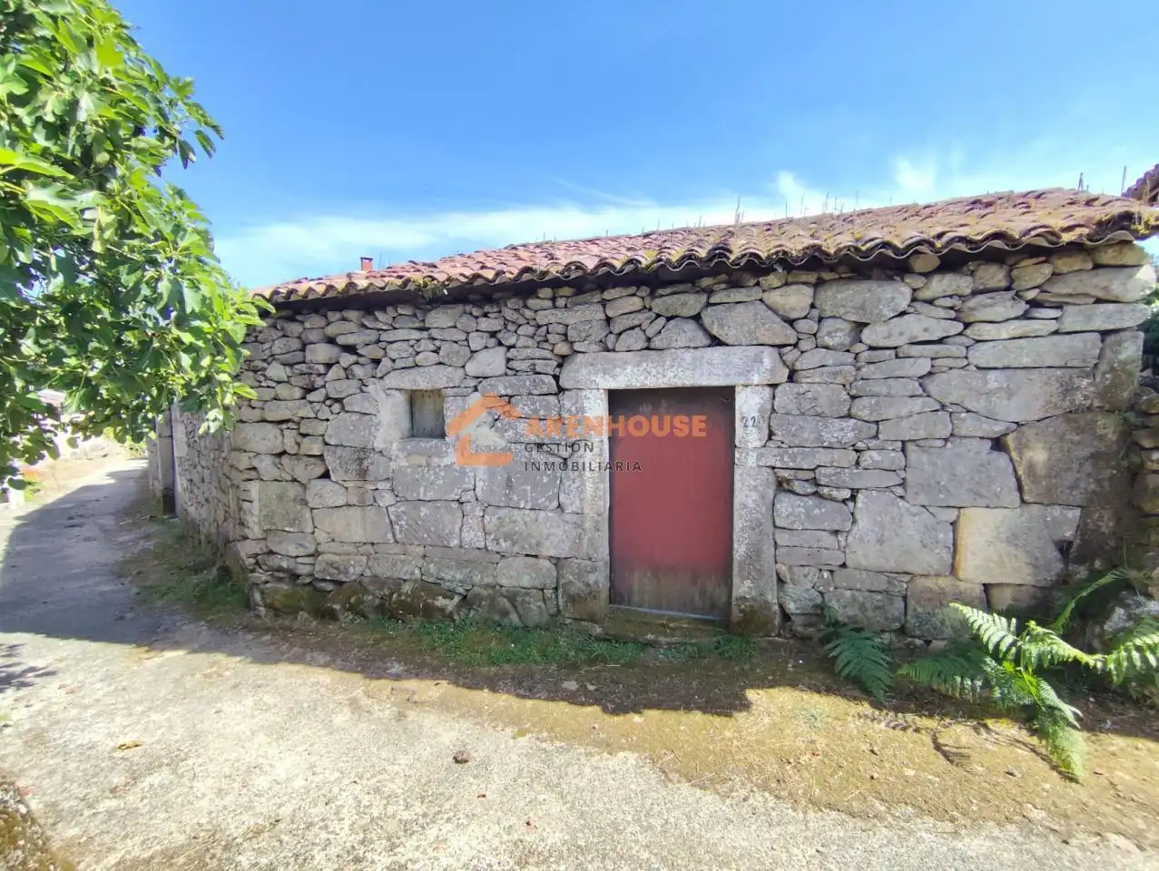 Casa con giardino in vendita a San Amaro