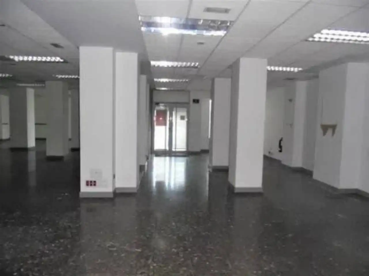 Local comercial en venta en Centro, imagen 4