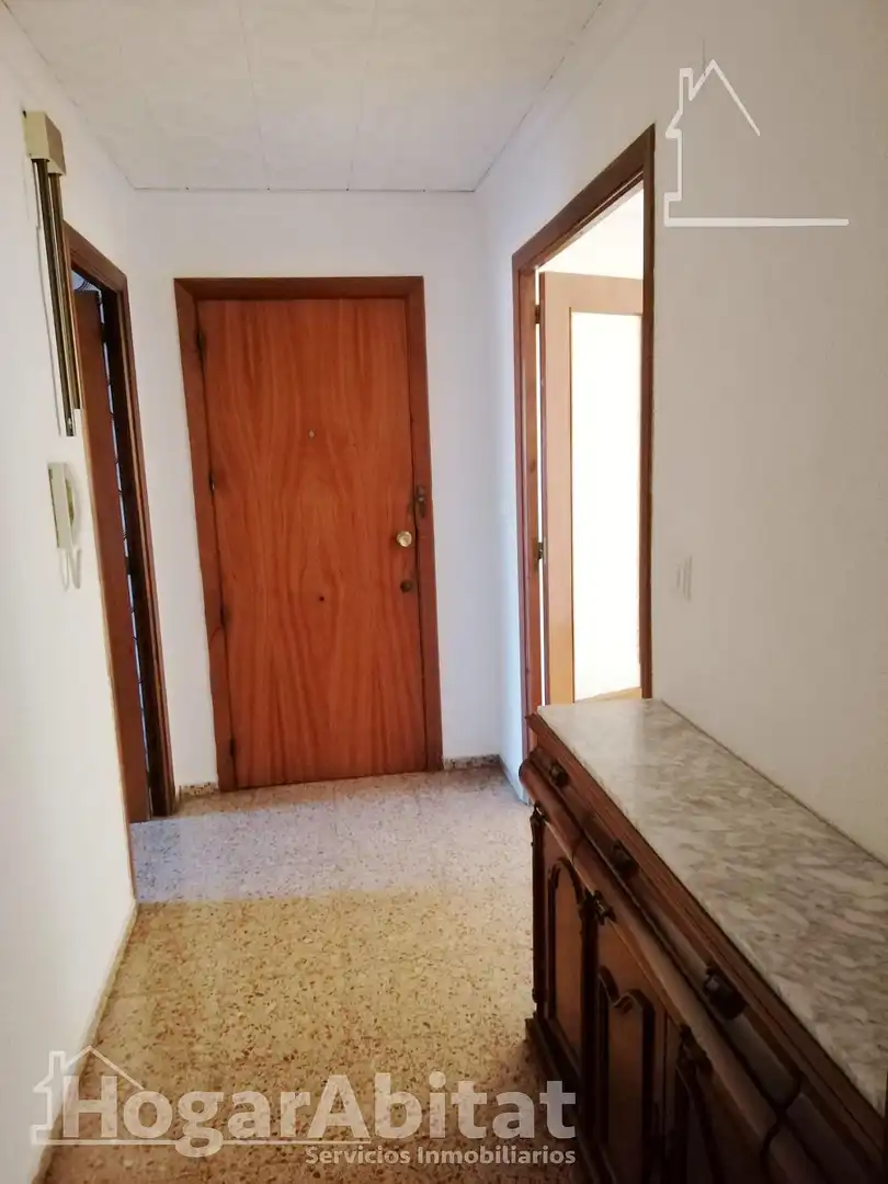 Wohnung zum Verkauf in Castellón de la Plana / Castelló de la Plana mit Balkon