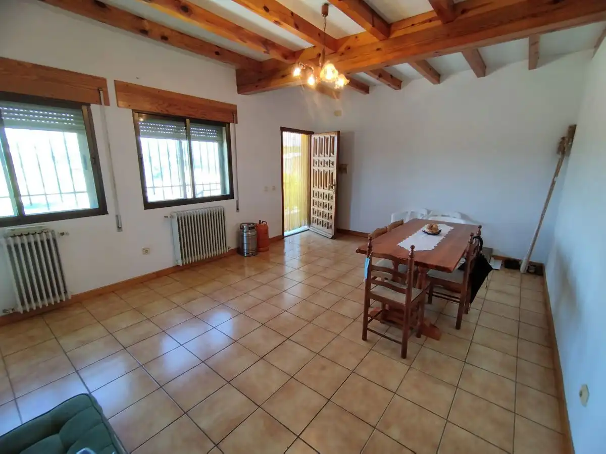 Menjador de Casa o xalet en venda en Montehermoso amb Terrassa i Traster