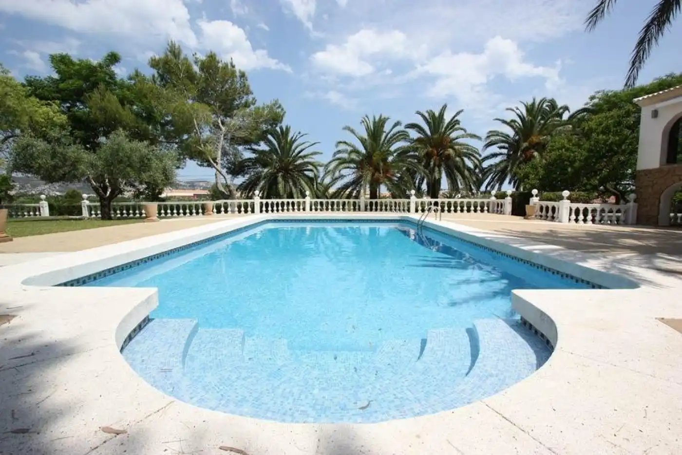 Detached house with terrace for sale in Mascarat