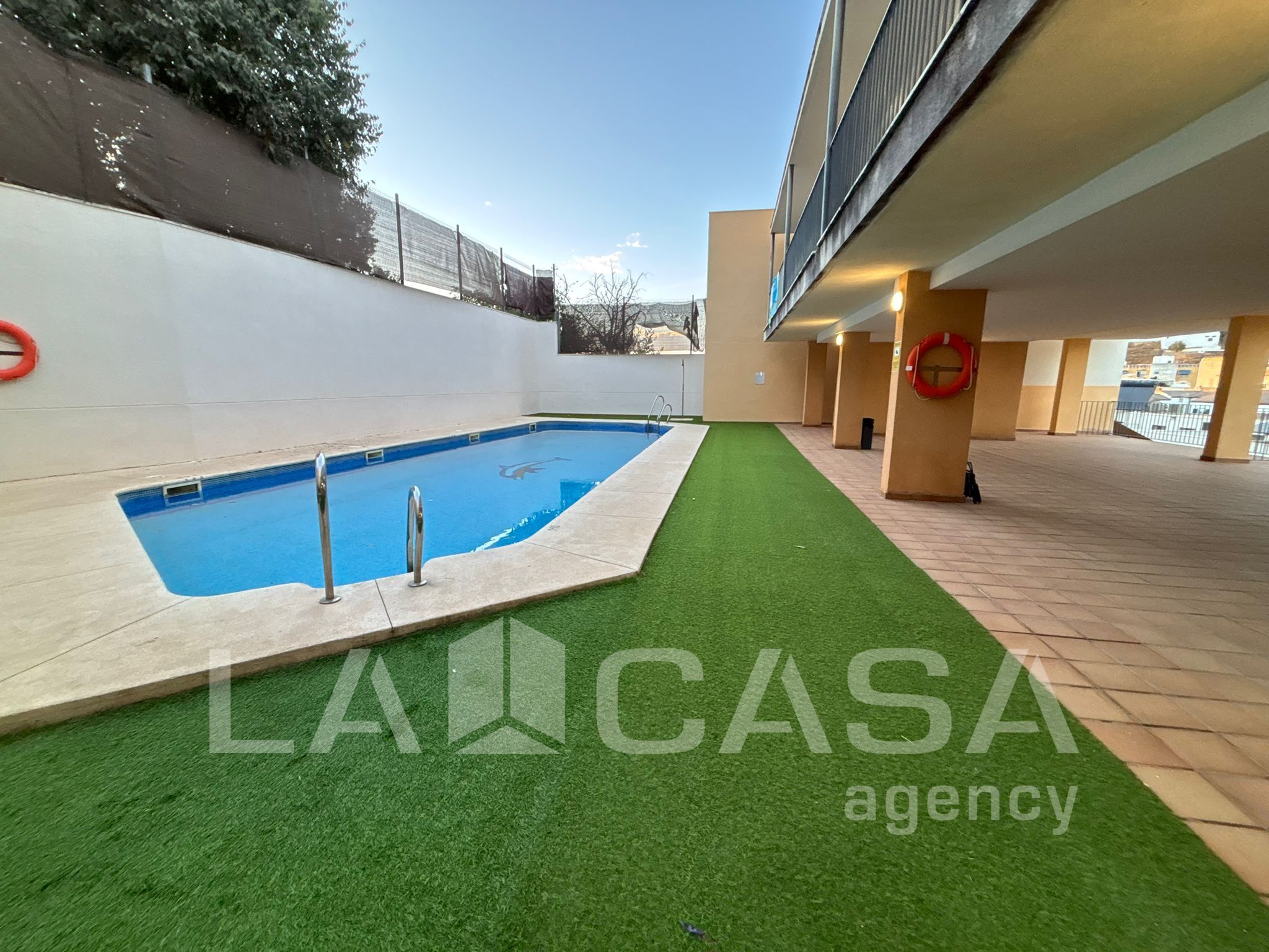 Piscina de Dúplex en venda en Alcalá de Guadaira amb Aire condicionat, Terrassa i Traster