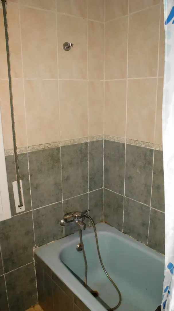 Bathroom of Houses for rent to own in Santa Eulàlia de Ronçana  with Private garden, Terrace and Swimming Pool