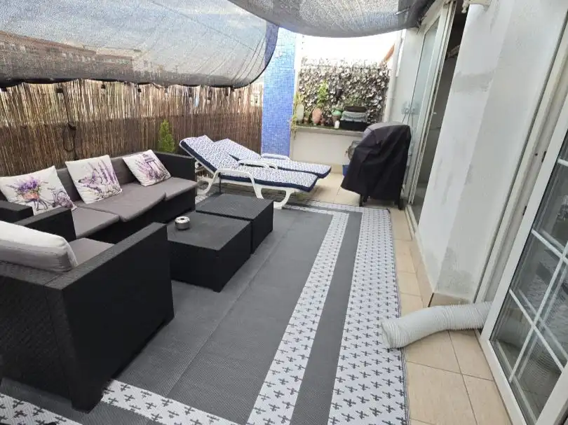 Casa con jardín en venta en Carrer del Penedés 7, imagen 16