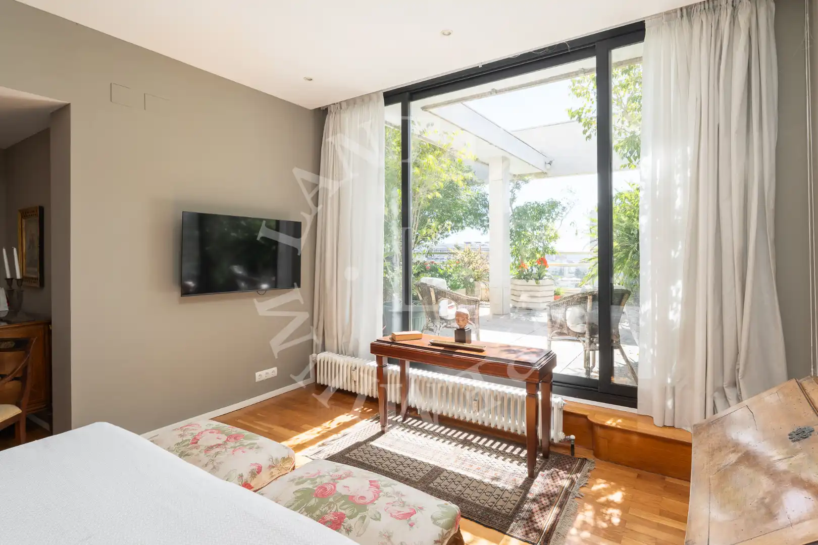 Habitación de Ático en venta en Barcelona con Aire acondicionado, Calefacción y Parquet