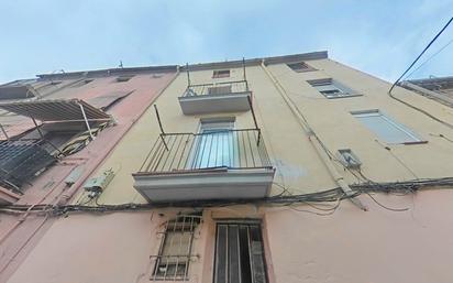 Vista exterior de Pis en venda en Manresa amb Alarma