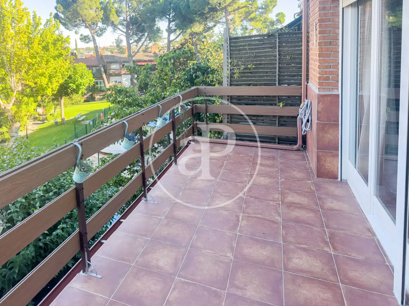 Terrassa de Casa adosada en venda en Pozuelo de Alarcón amb Aire condicionat, Calefacció i Terrassa