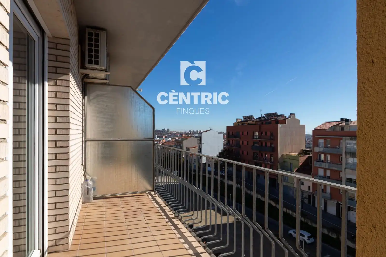 Vista exterior de Pis en venda en Ponent