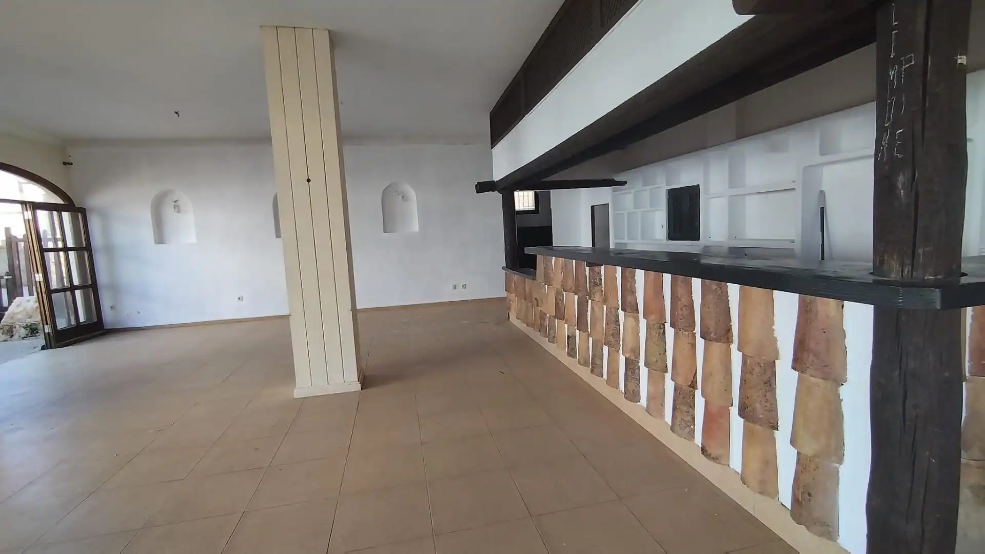 Commercial properties for rent in Sant Elm