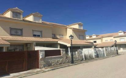 Vista exterior de Casa adosada en venda en Horcajo de Santiago