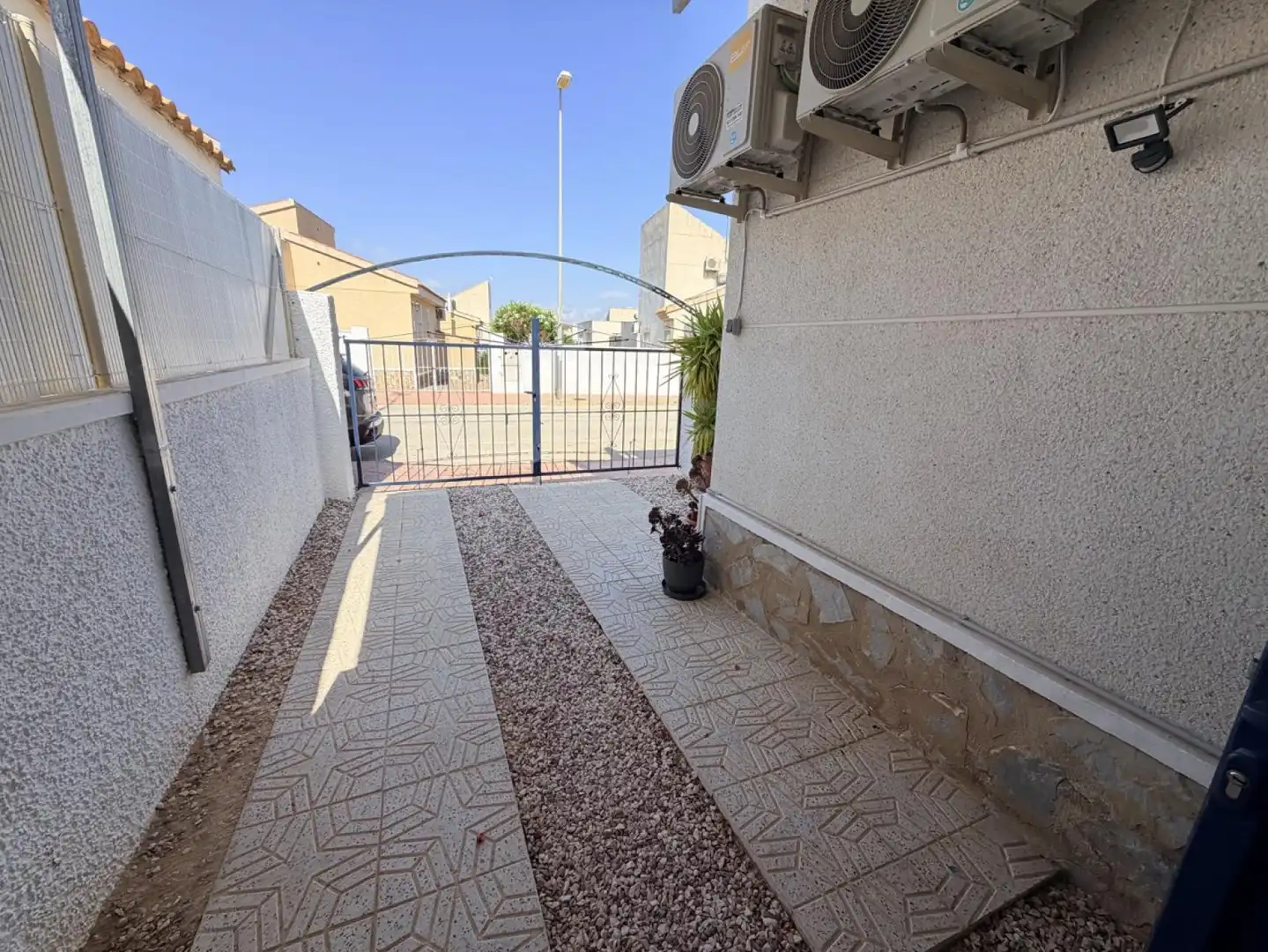 Terrasse von Einfamilien-Reihenhaus zum Verkauf in Zaragoza