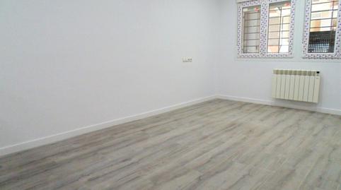 Foto 5 de Planta baixa en venda a Calle Valenti Almirall,de, 3, Roc Blanc, Barcelona