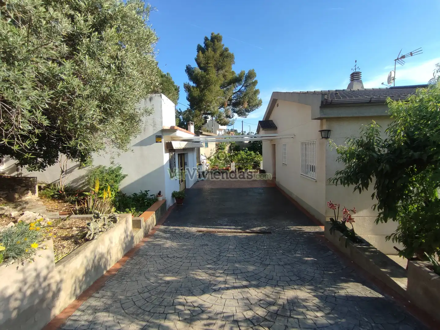 Vista exterior de Casa o chalet en venta en Vallirana con Aire acondicionado, Calefacción y Jardín privado