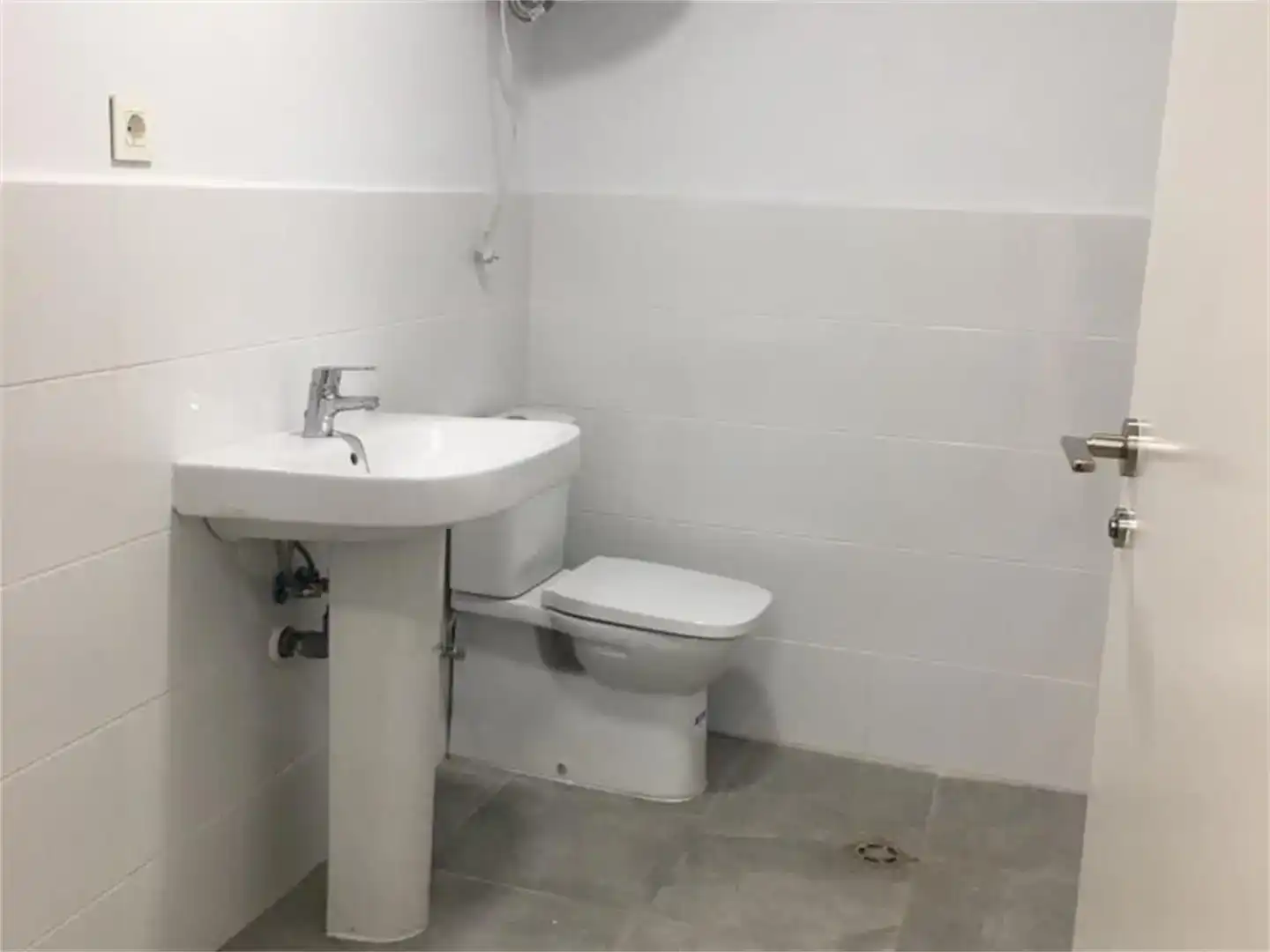 Baño de Local de alquiler en Alcoletge con Aire acondicionado y Parquet