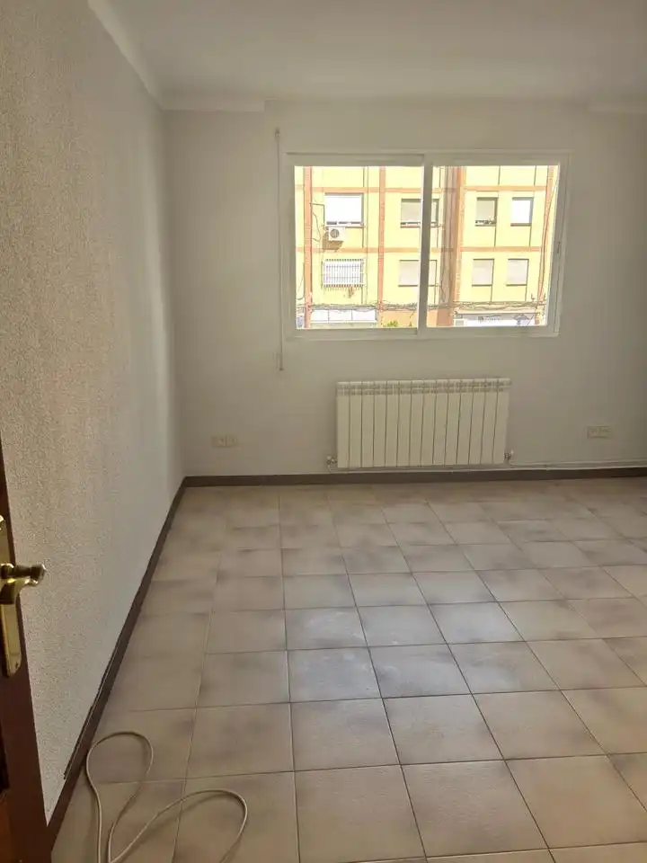 Habitación de Piso de alquiler en Madrid con Calefacción, Amueblado y Se aceptan mascotas