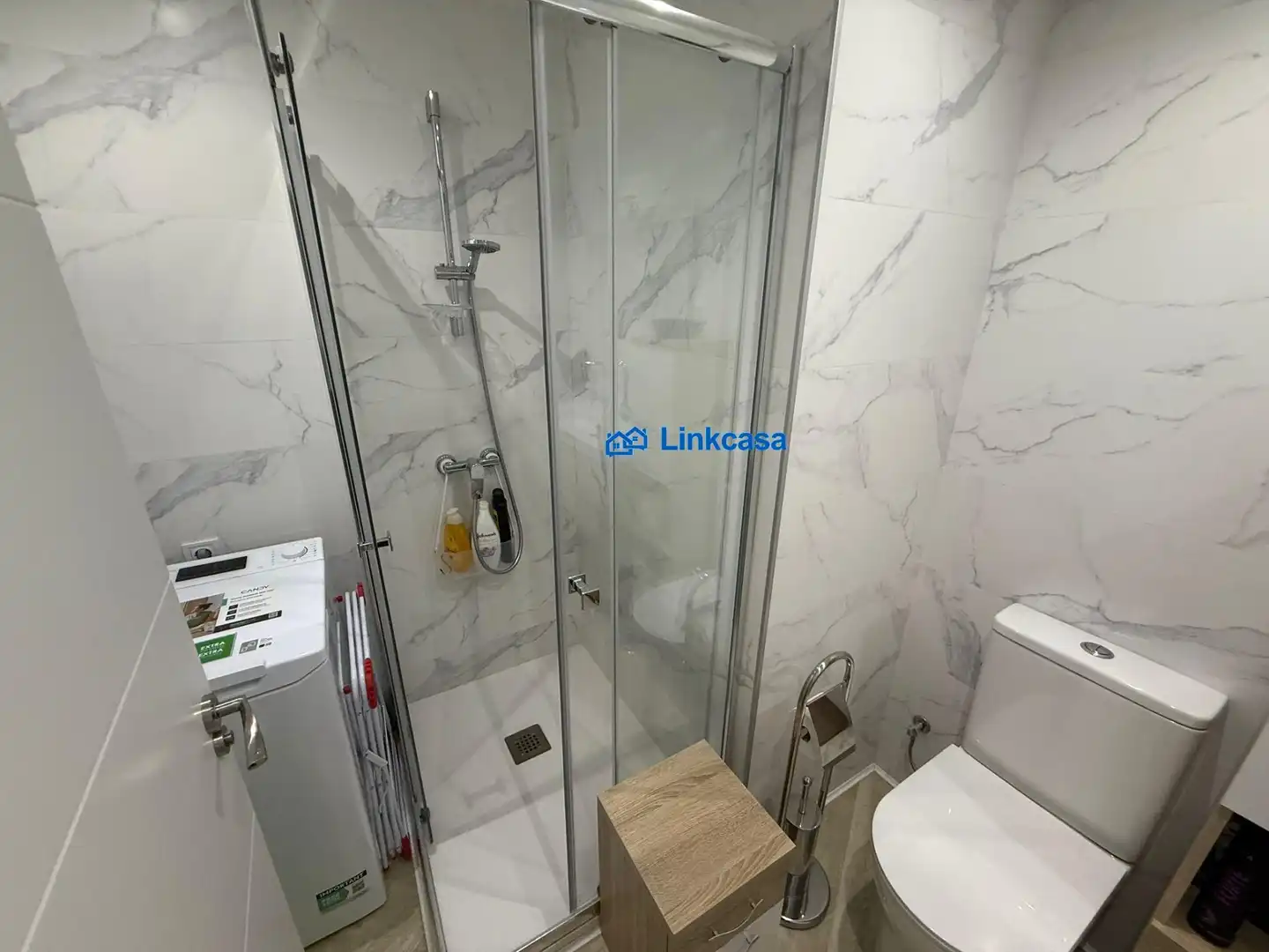 Baño de Piso en venta en Madrid con Aire acondicionado, Calefacción y Terraza