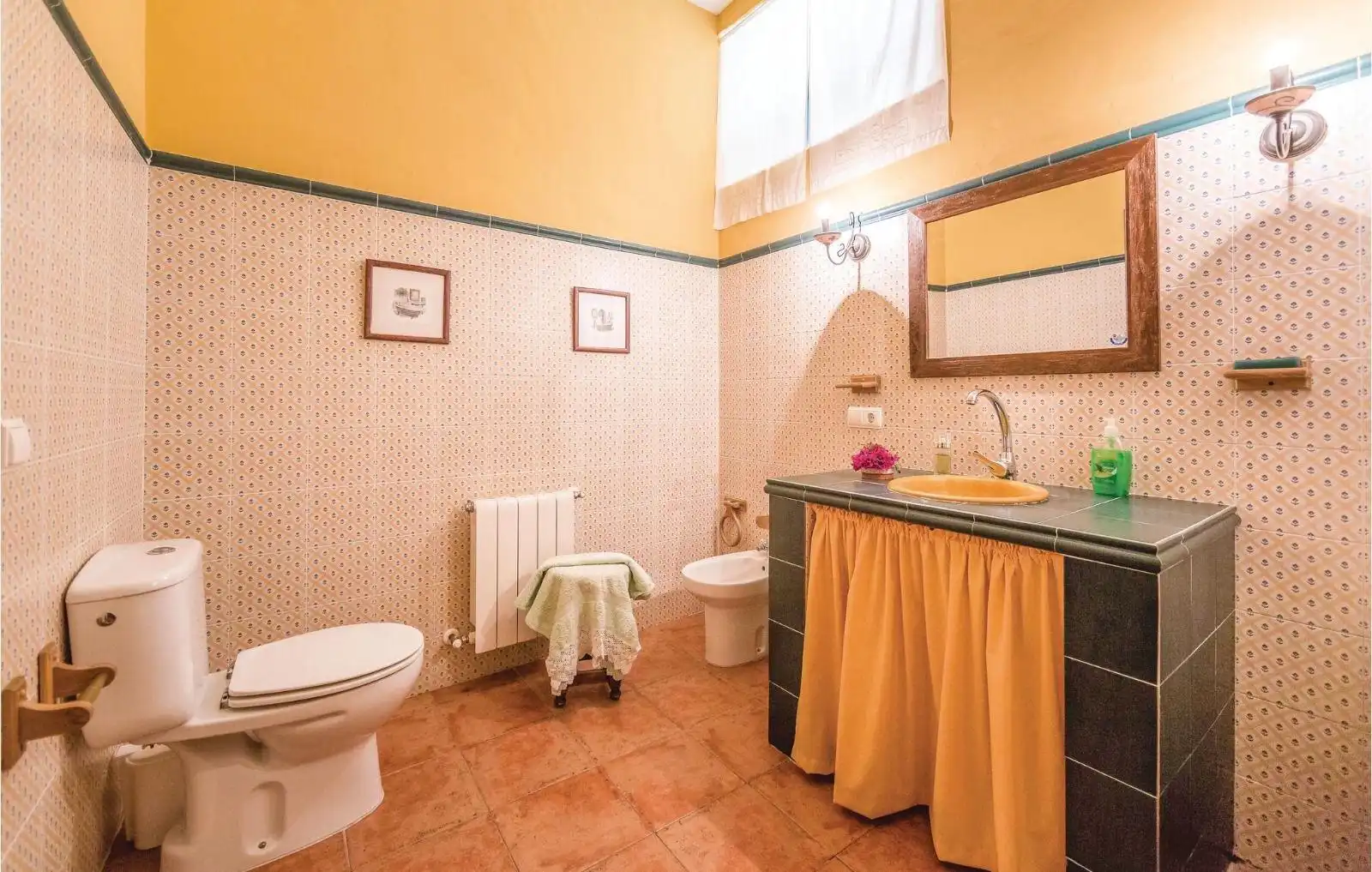 Bathroom of Houses for sale in Málaga  with Private garden, Swimming Pool and Furnished