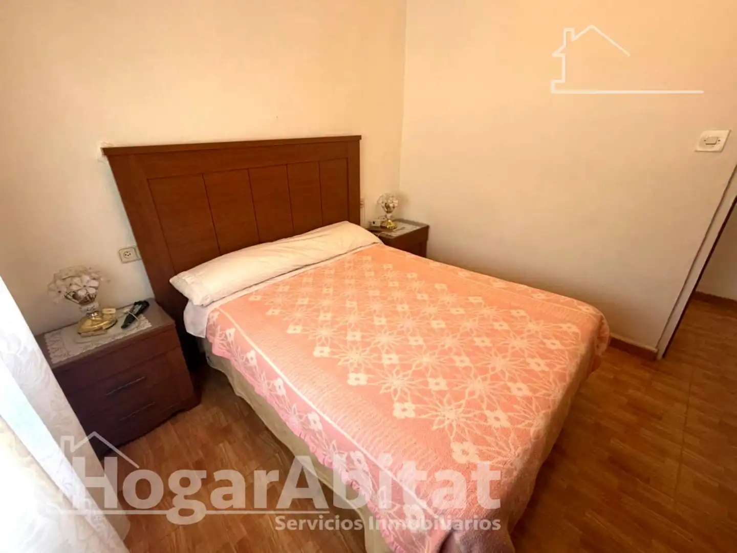 Dormitori de Casa o xalet en venda en Torrent amb Aire condicionat, Jardí privat i Terrassa