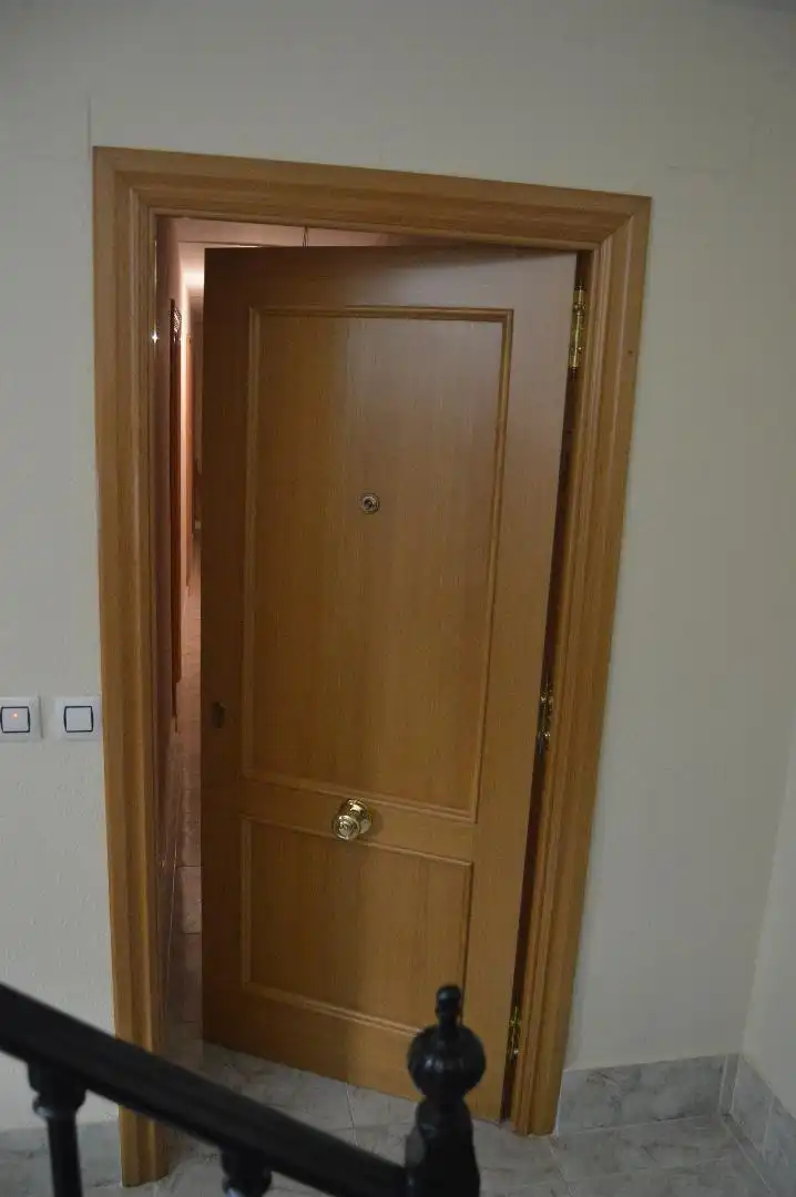 Casa adosada en venta en Santa María de Huerta con Amueblado