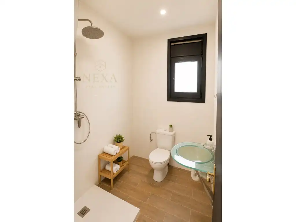 Baño de Piso en venta en Sant Hilari Sacalm con Terraza, Horno y Balcón