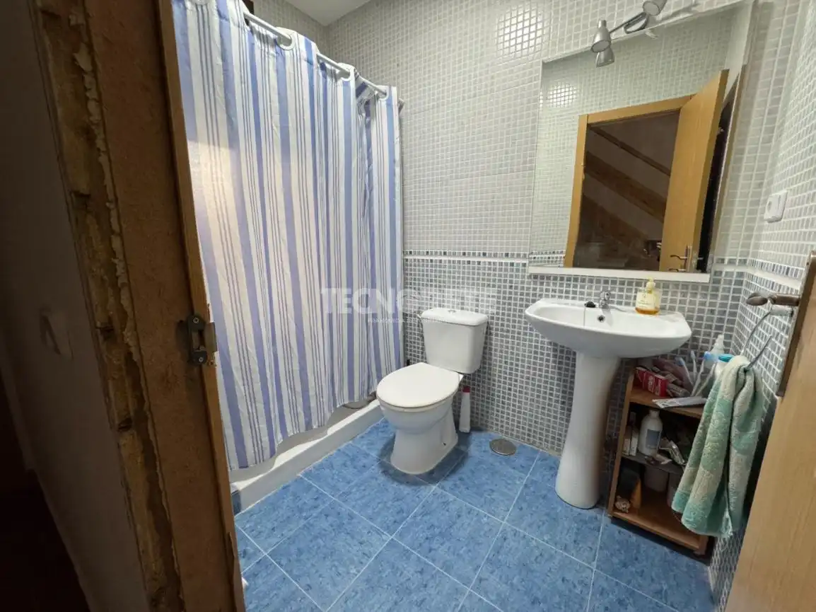 Baño de Casa o chalet en venta en Cebolla con Aire acondicionado, Calefacción y Jardín privado
