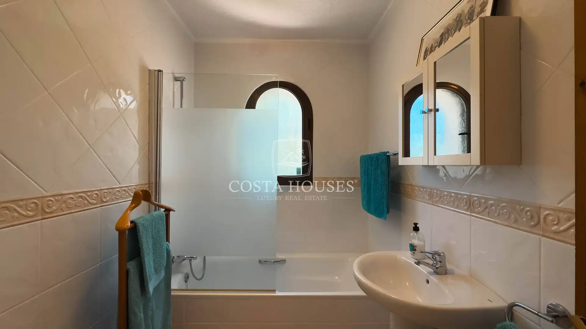 Bathroom of Houses for sale in Jávea / Xàbia  with Air Conditioner, Private garden and Terrace