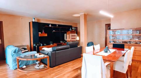 Foto 2 de Dúplex en venda a Carrer de Provença, El Camp de l'Arpa del Clot, Barcelona