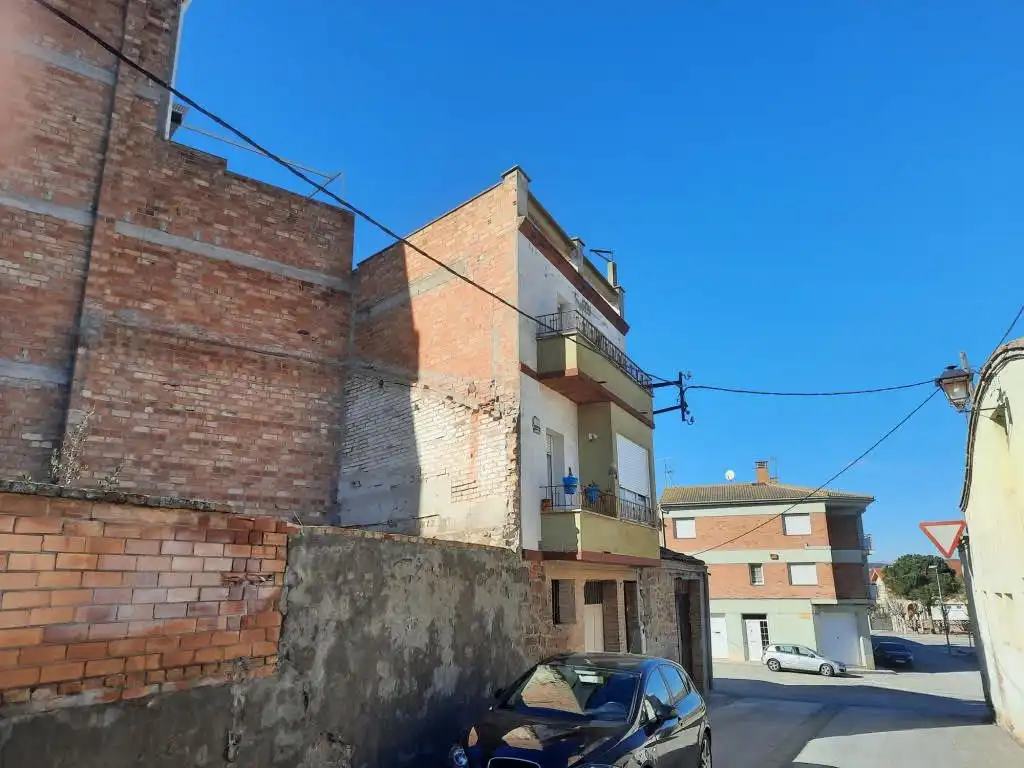 Vista exterior de Casa o xalet en venda en Castellserà amb Balcó