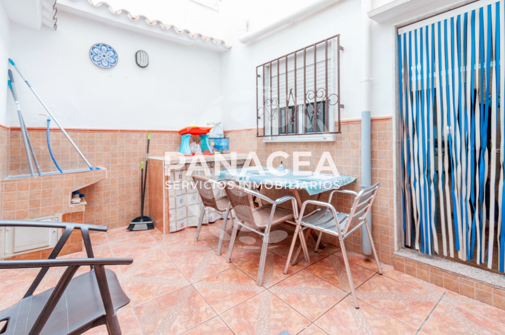 Garden of House or chalet for sale in Roquetas de Mar  with Terrace, Furnished and Oven