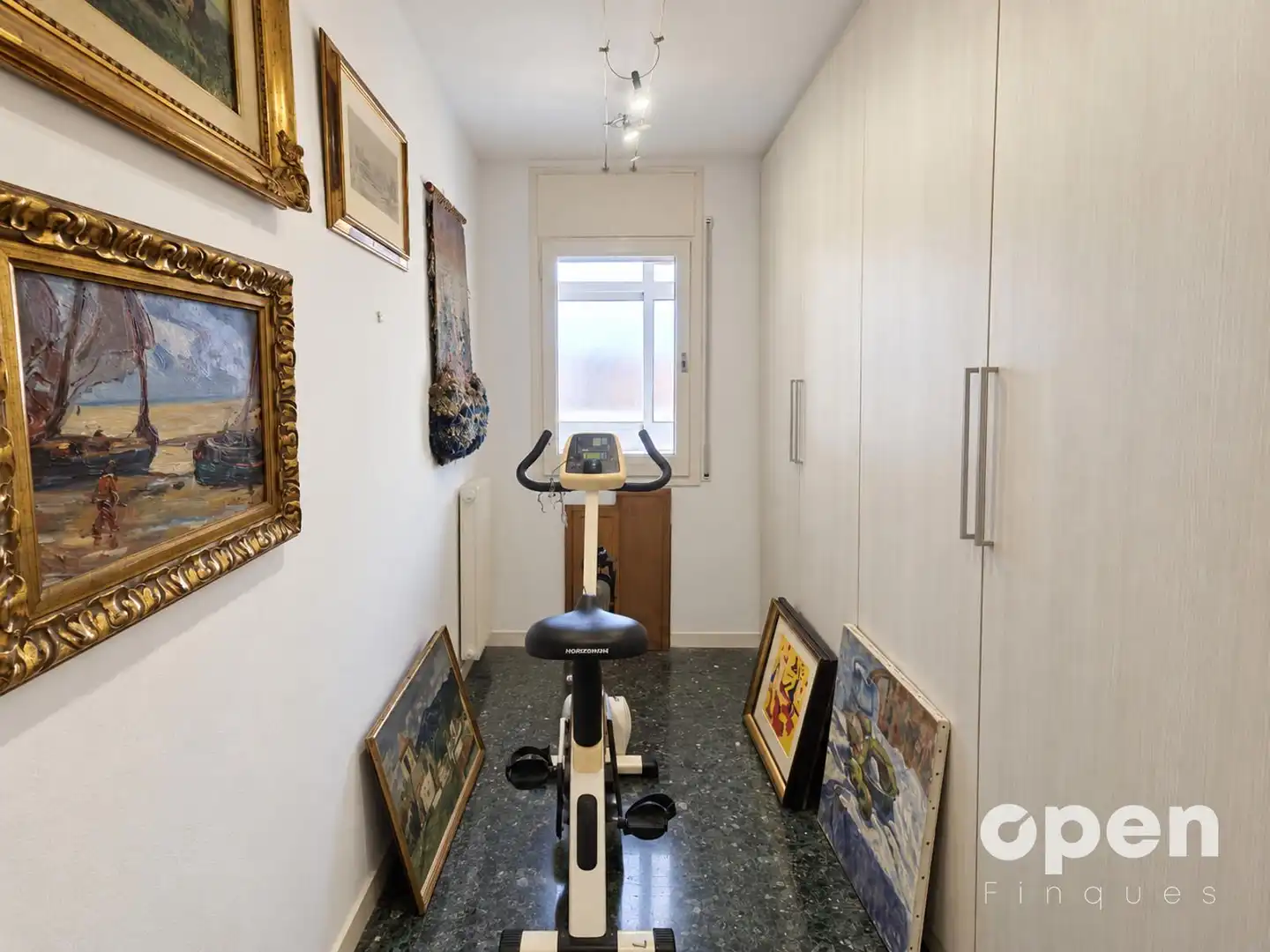 Piso en venta en Terrassa con Calefacción, Terraza y Balcón