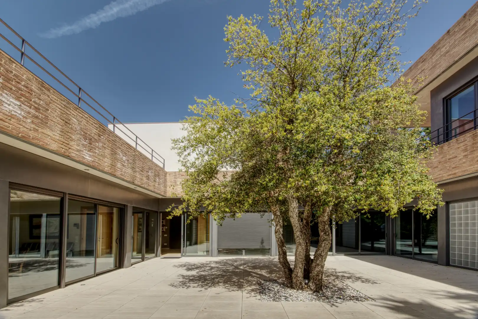 Außenansicht von Haus oder Chalet zum Verkauf in Sant Cugat del Vallès mit Klimaanlage, Heizung und Privatgarten