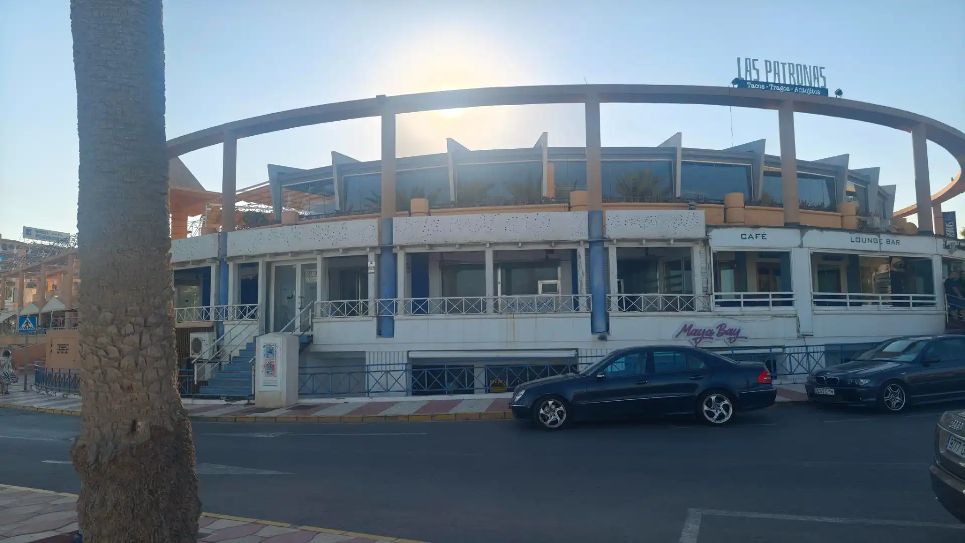 Vista exterior de Pis en venda en Roquetas de Mar amb Aire condicionat, Terrassa i Traster