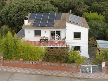 Casa con balcone in vendita a Sant Cebrià de Vallalta