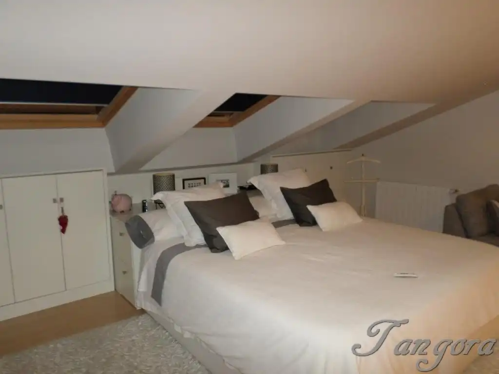 Schlafzimmer von Maisonette zum Verkauf in Getxo  mit Heizung, Parkett und Abstellraum