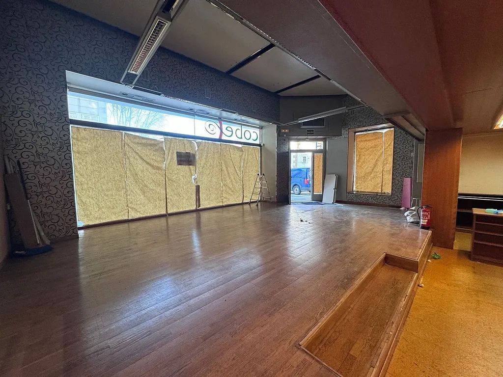 Premises to rent in Centro