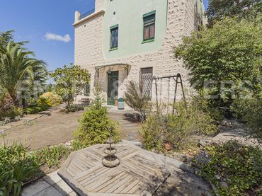 Casa amb piscina en venda a Sarrià - Sant Gervasi