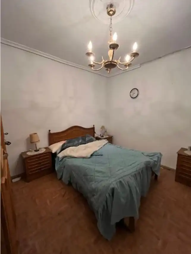 Habitación de Edificio en venta en Valladolid