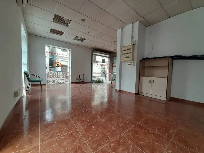Business premises to rent in SANTA PAU