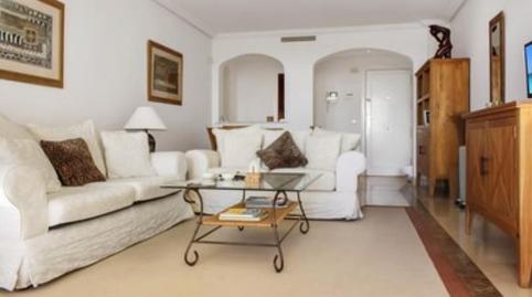 Foto 2 de Pis de lloguer a Los Arqueros - Puerto del Almendro, Málaga