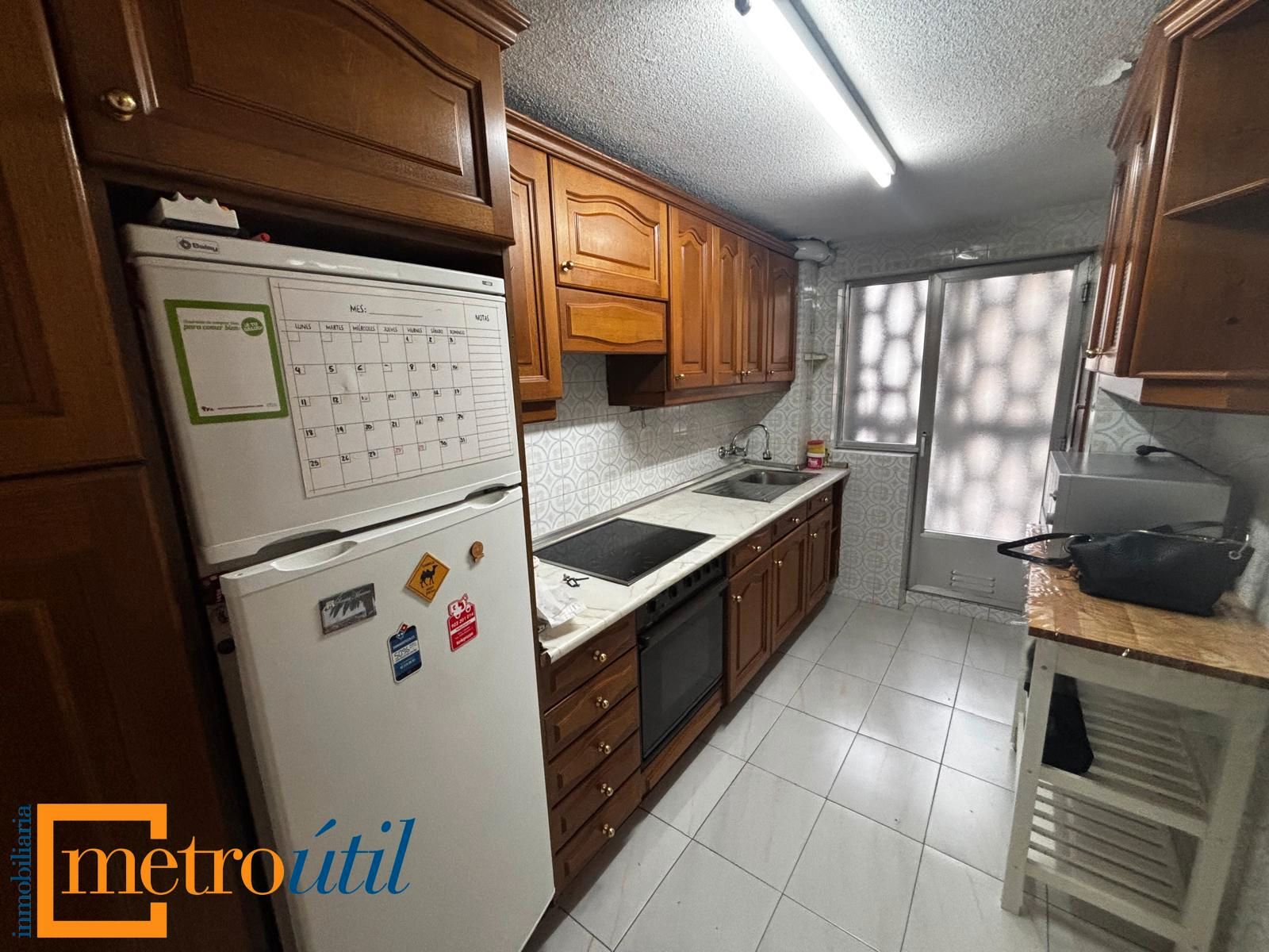 Cuina de Pis en venda en Salamanca Capital amb Calefacció, Parquet i Balcó