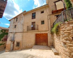 Vista exterior de Casa o xalet en venda en Valderrobres amb Balcó