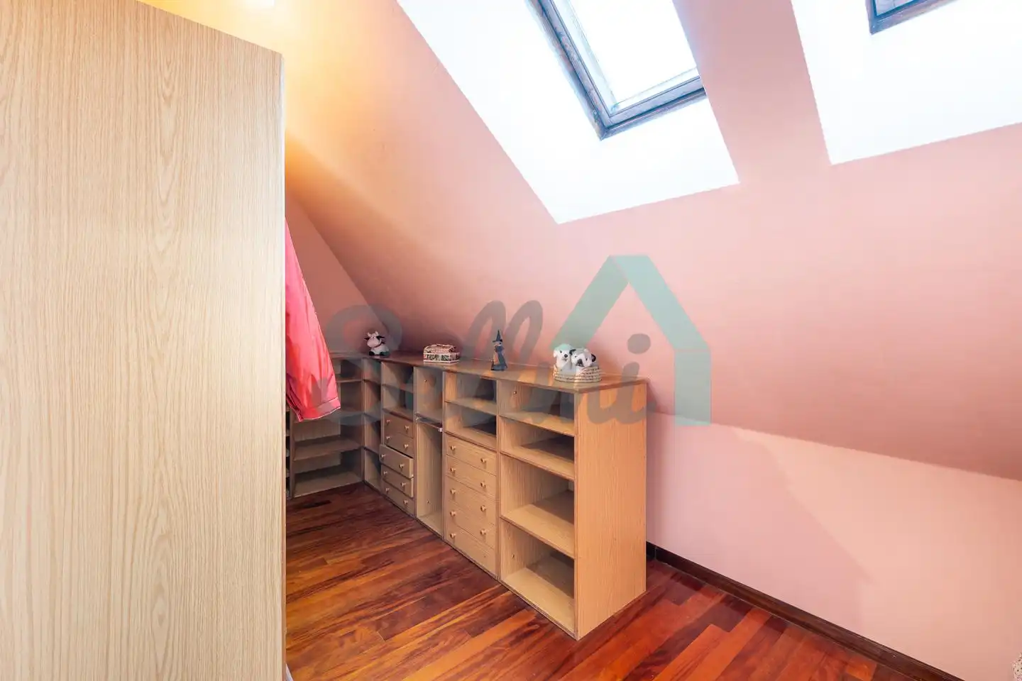 Habitación de Casa adosada en venta en El Franco  con Calefacción, Jardín privado y Parquet