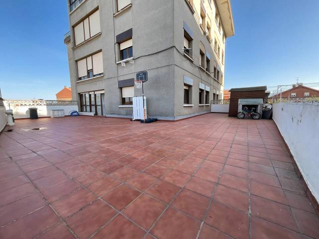 Piso en Venta en Avenida de Alfonso Pena en Santo Domingo de la Calzada